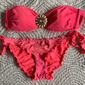 Victoria’s Secret swim